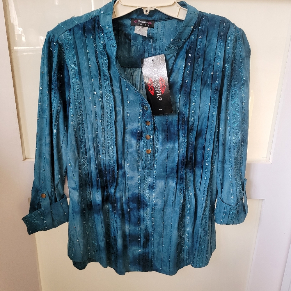 NWT Cocomo Petite M blouse